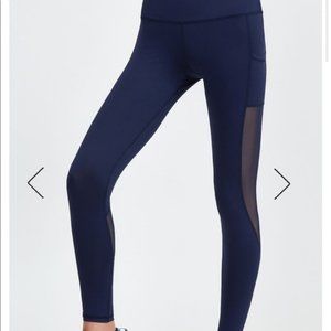 VARLEY SHELBY TIGHT MESH DETAIL SIDE POCKET MEDIUM